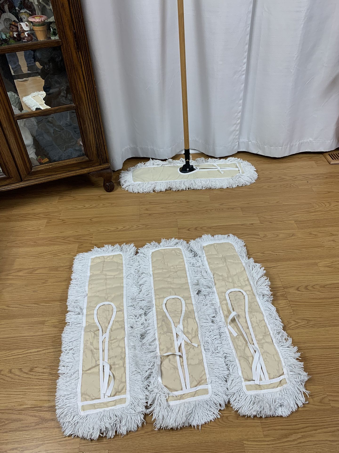 Commercial Dust Mop Or Floor Sweeper