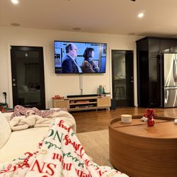 TCL 75 Inch Class T7 Series | 4K QLED HDR