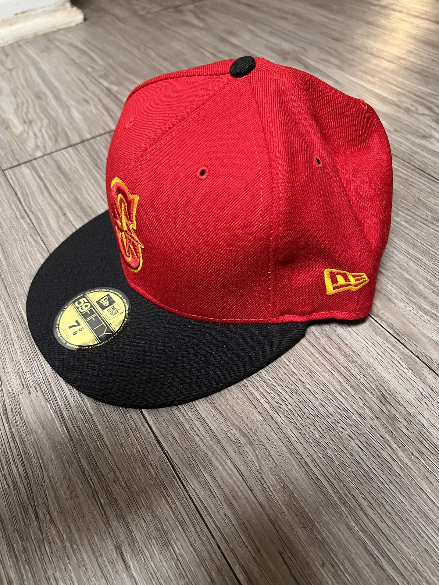 Seattle Mariners Hat Red Size 7 5/8