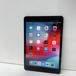 Apple IPad Mini 2
16GB 
ME276LL/A
UNLOCKED!!
W/ OuterBox Case!!
NEW CONDITION👌🏽👌🏽