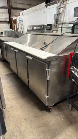 Refrigerated Sandwich Preptable 