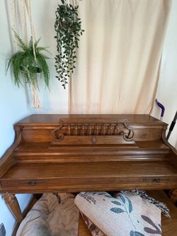 Vintage Wurlitzer Upright Piano - Amplified