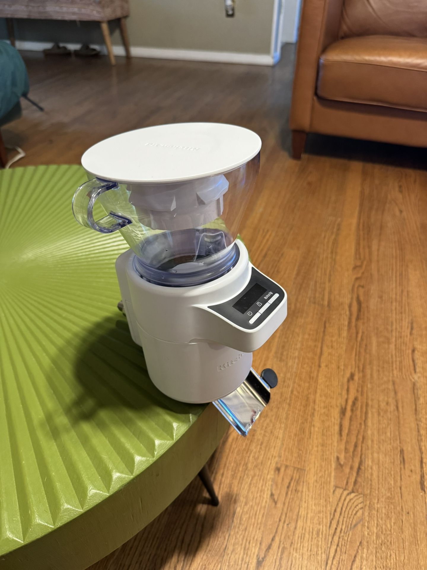 KitchenAid Mixer attachment Scale And softer