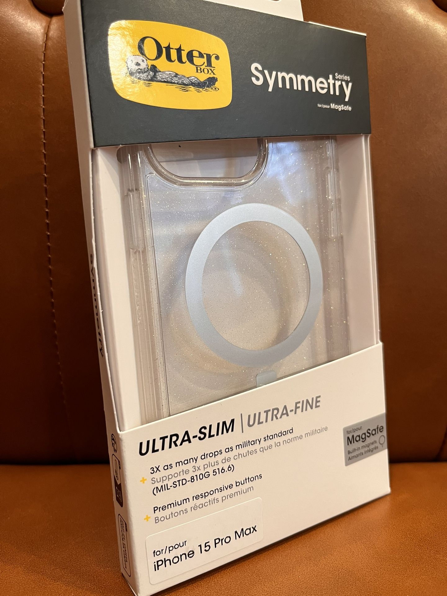 New iPhone 15 Pro Max Symmetry Series MagSafe Case (Clear Stardust Glitter)