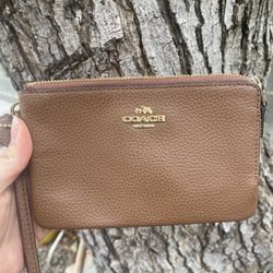 Coach women’s wallet 