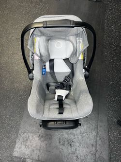 Bugaboo turtle air shield by Nuna car seat