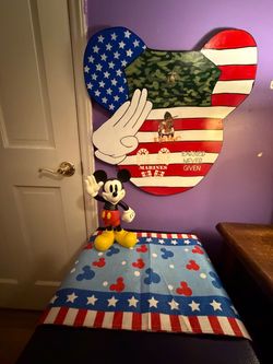 Disney Saluting Mickey USMC bundle
