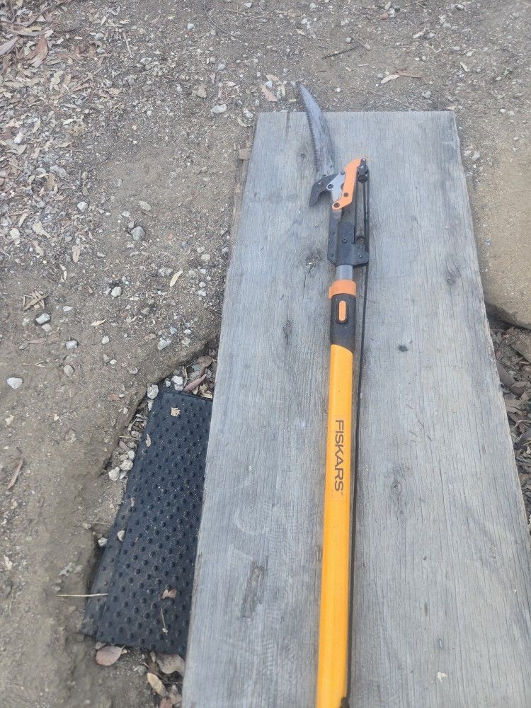 Fiskars Pole Saw