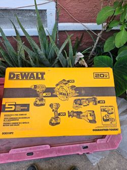 Dewalt