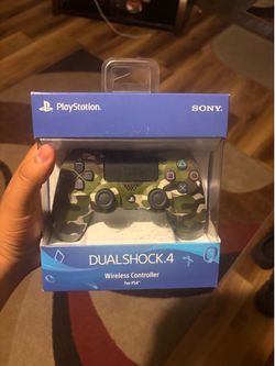 PS4 green camo DualShock 4 controller brand new