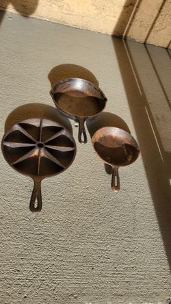 Iron Skillet Pans Set