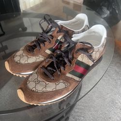Gucci Shoes 