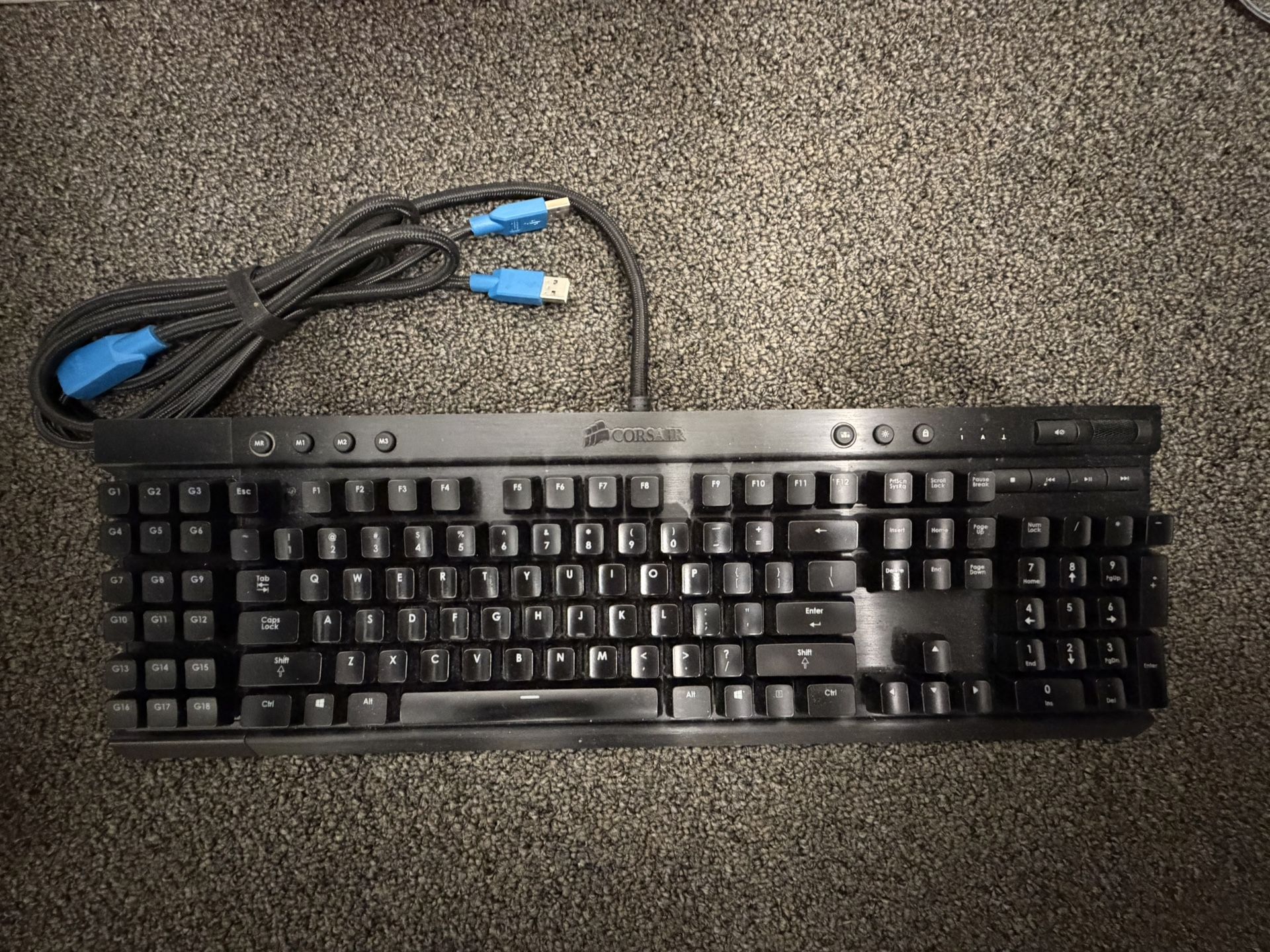 Corsair Vengeance K95 Mechanical Keyboard