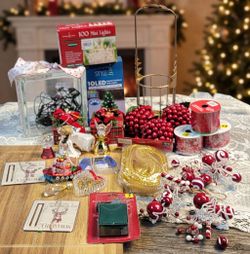 Festive 30-Piece Christmas Decor & Lighting Bundle! 🎄