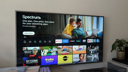 Samsung 55" 4k Smart TV. Mint Condition