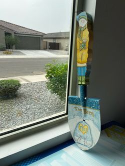 Decorative Christmas Snowman Shovel Wall Hanging