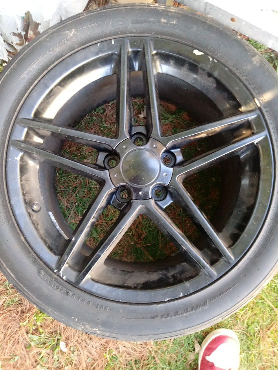Chevy corvette 18" wheels..
