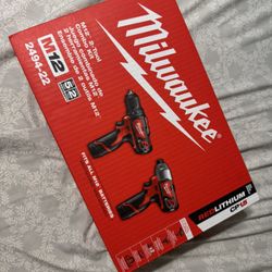 M12 Milwaukee Drill Set 
