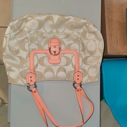 Coach Campbell Signature Belle Carryall F25294 Silver/Light Khaki/Coral Pre-ow