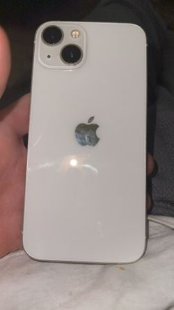 iPhone 13 white