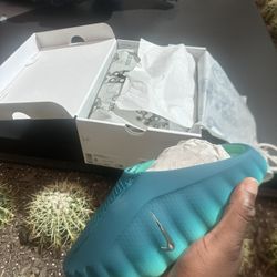 Nike Mind 001 Teal Size 8 