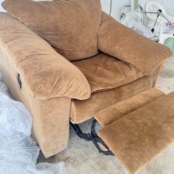 Oversized Recliner Armchair – Super Soft & Cozy