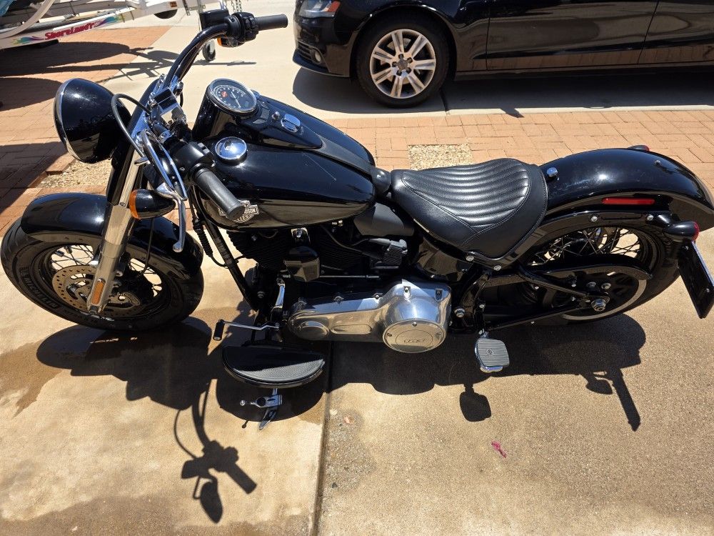 2017 Harley Davidson Softail Slim