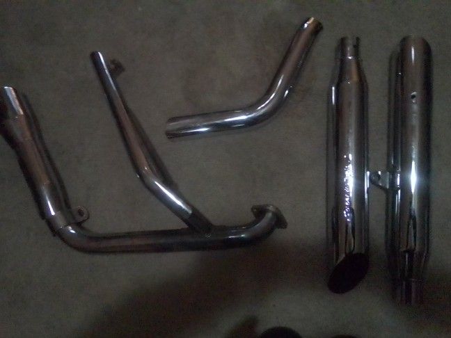 Screamin Eagle Pipes