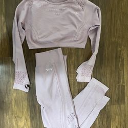 Women’s Exercise set Size Large