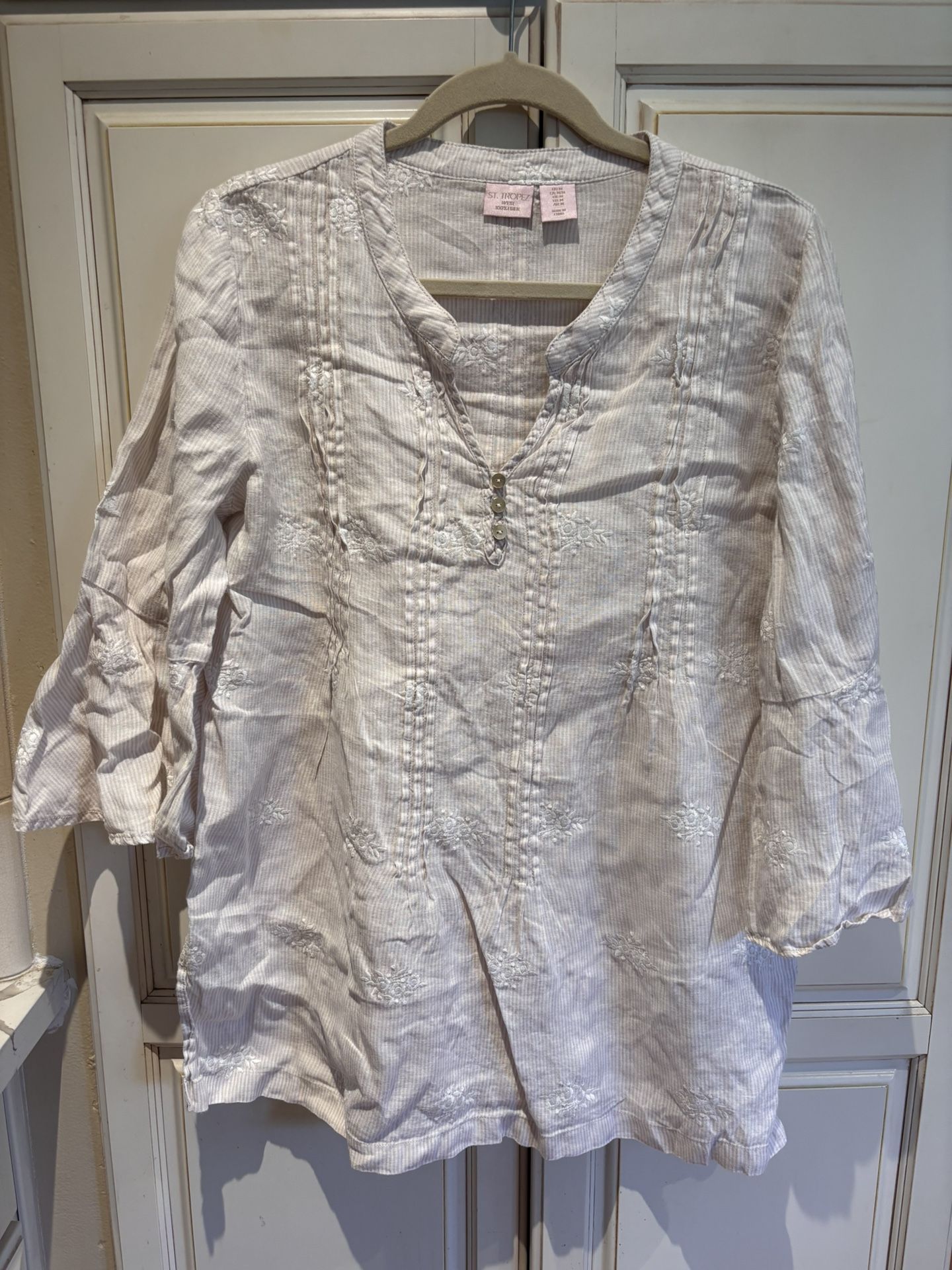 St. Tropez Linen Cream Tunic with Ruffled Neckline and Embellished Sleeves