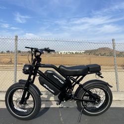 Happy Run Dual Battery Electric Bicycle Huge Sale 35-40 MPH  80 Mile Per Charge Was $1499   Now $1099  
