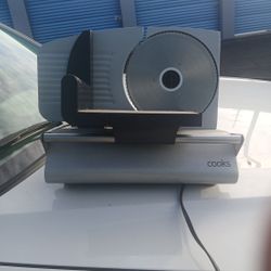Cooks Adjustable Slicer