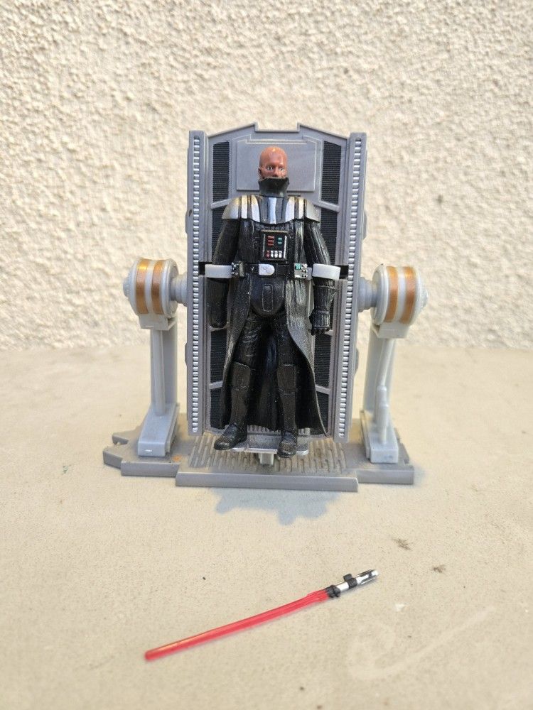 HASBRO STAR WARS REVENGE OF THE SITH REBUILD DARTH VADER ACTION FIGURE