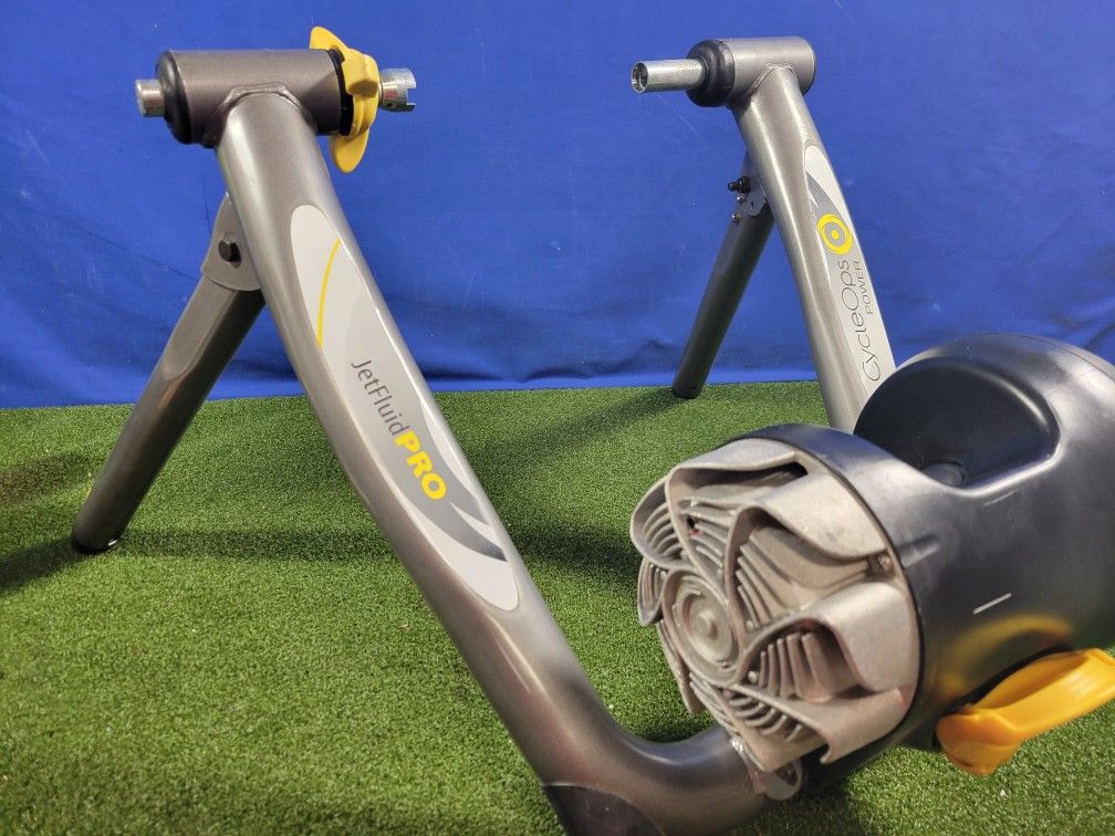 Cycleops Jet Fluid Pro Indoor Bike Cycling Trainer