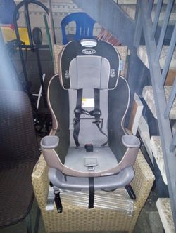 GRACO CAR SEAT