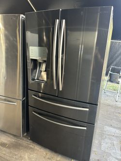 Samsung Black Stainless Fridge 📲813~441~4282📍5413 U.s 92 Plant City Fl 