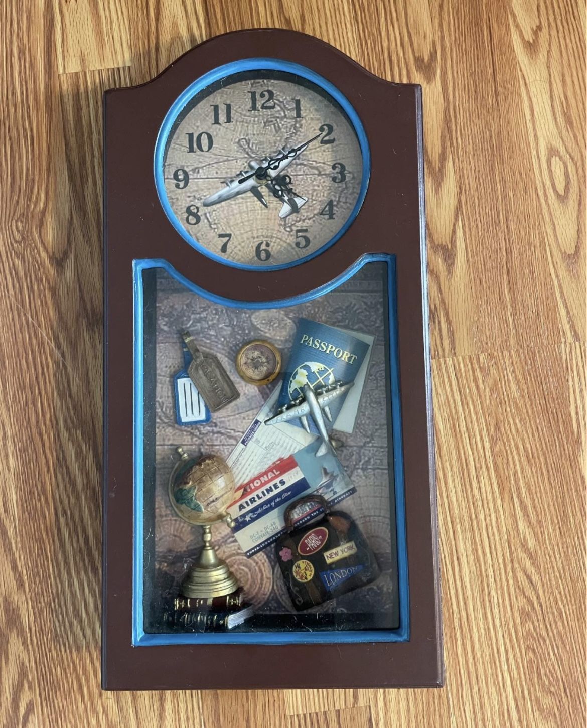Hanging Shadowbox Clock