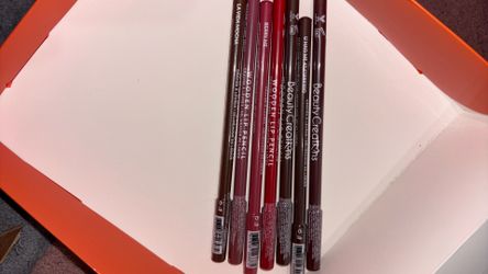 Full size lip liner