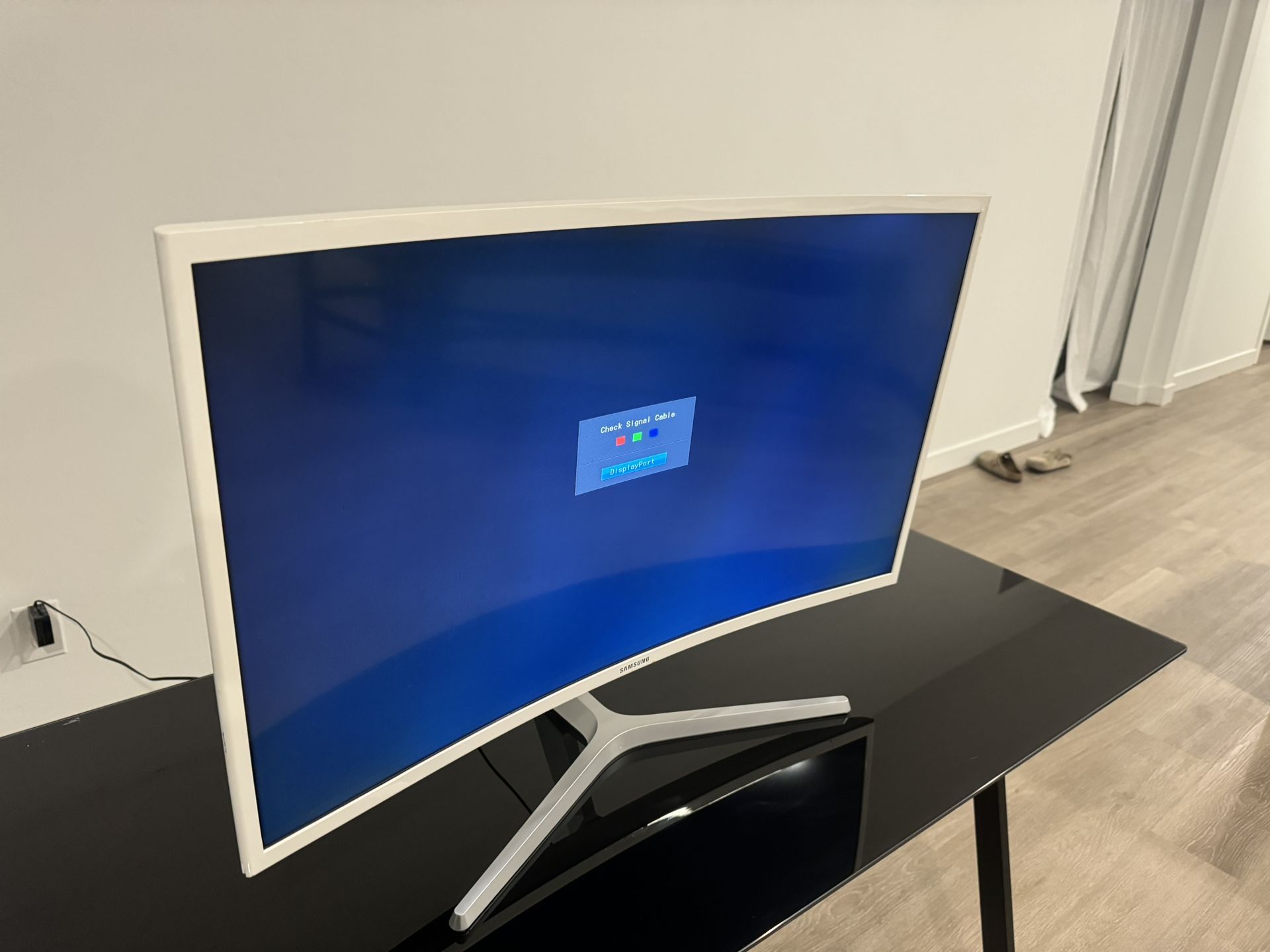 Samsung Curve Monitor