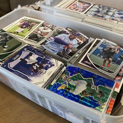 OVER 1000 CARDS/BASEBALL/FOOTBALL/BASKETBALL