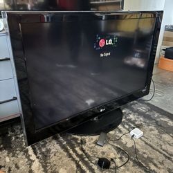 42 inch LG LCD tv