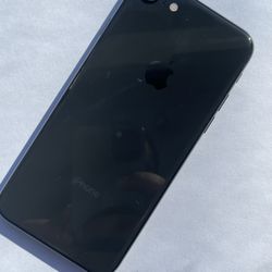 Factory Unlocked Apple iPhone 8 64gb, sold with warranty 