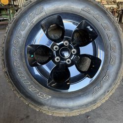 Vendo Aros Para Jeep con Llantas  255 70  R 18 