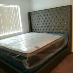 NEW KING PILLOW-TOP MATTRESS AND BOX SPRING - 3PC