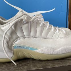 Jordan 12 Low Easter  size 12