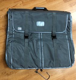 Vintage American Tourister Garment Bag (24”x44”)