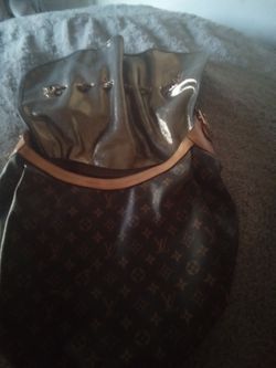 Louis Vuitton, Bags, Authentic Rare Louis Vuitton Kalahari Madonna Bag
