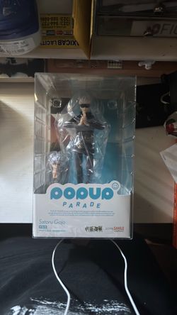 Gojo figure from good smile