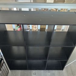 Bookshelf/ storage shelf