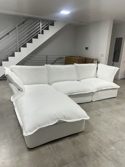 White cloud sectional (NEW SETS)
